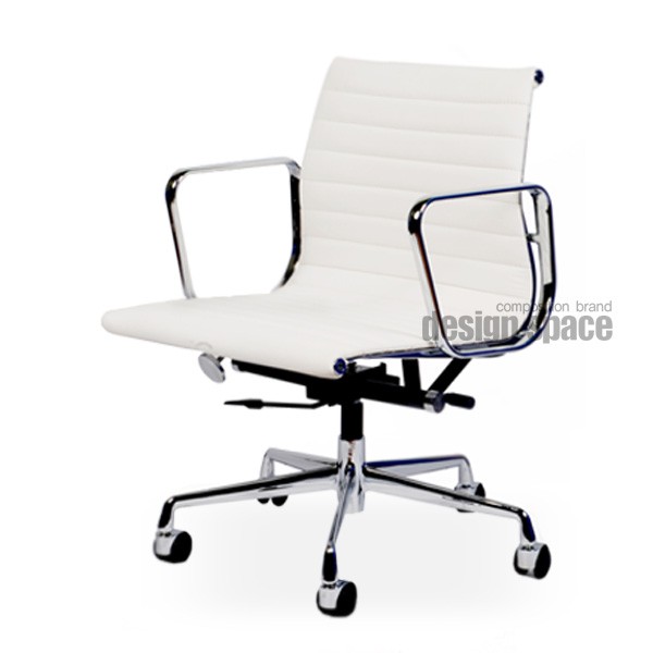 boton chair<br>(보톤 체어)